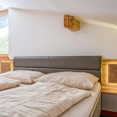 Linden Platzl * איטר